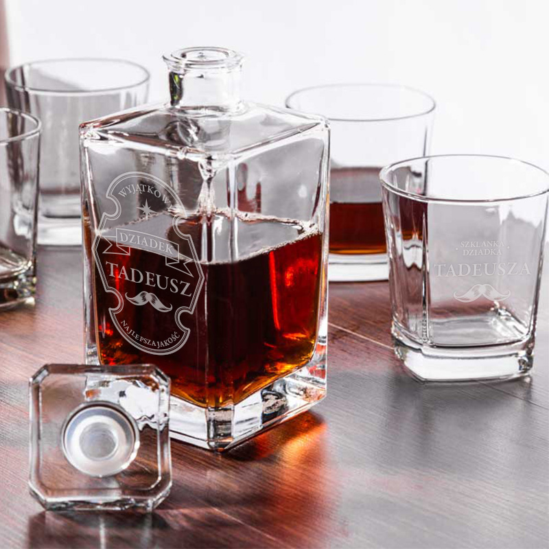 Zdjęcie w galerii - ZESTAW szklany Karafka i 6 szklanek Herbu Wyjątkowy Dziadek