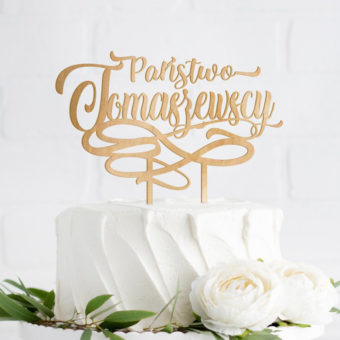 TOPPER na tort weselny z nazwiskiem Młodej Pary