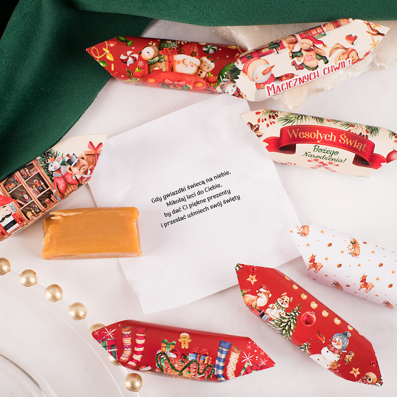 Zdjęcie w galerii - KRÓWKI świąteczne z życzeniami w pudełku MIX wzorów 1kg