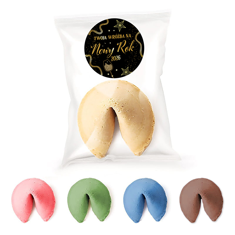 Opakowanie z ciastkami wróżbami na Nowy Rok 2026, z dużym ciastkiem w kształcie wróżby w kolorze jasnobrązowym oraz czterema mniejszymi ciastkami w kolorach: różowym, zielonym, niebieskim i brązowym, z etykietą z napisem 'Twoja wróżba na Nowy Rok 2026'.