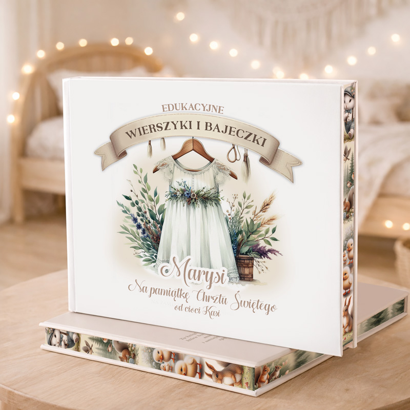 Książka edukacyjna z tytułem "Marysi" na pamiątkę Chrztu Świętego, zdobiona ilustracjami roślinnymi i sukienką dziecięcą.